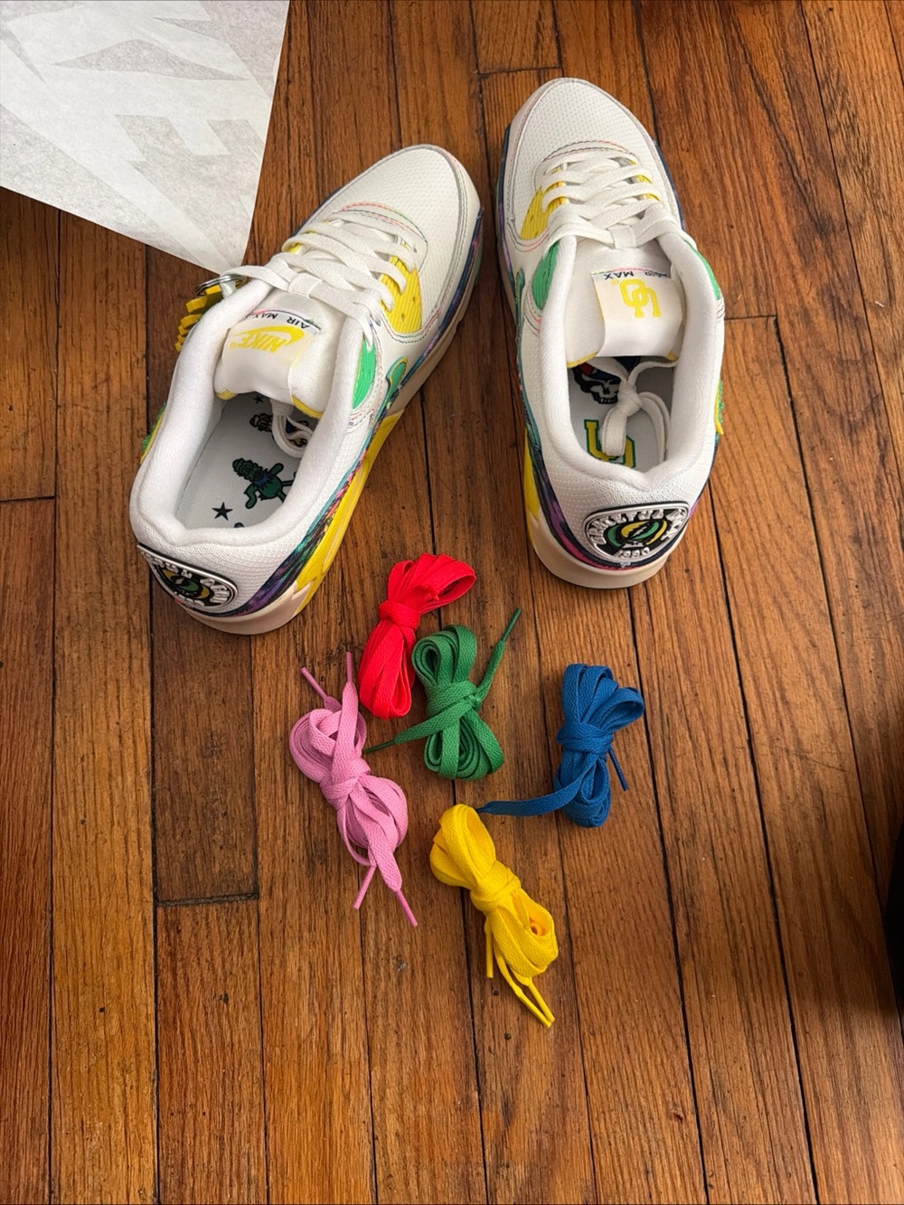 Nike Air Max 95 Grateful Dead Sneakers - White/Yellow/Green/Purple/Pink - Picture 9 of 11
